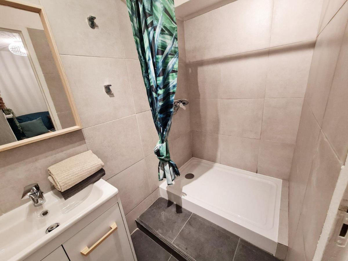 GregBnb - T2 Design 34m² - Toulon Est - Wifi Fibre Exterior foto